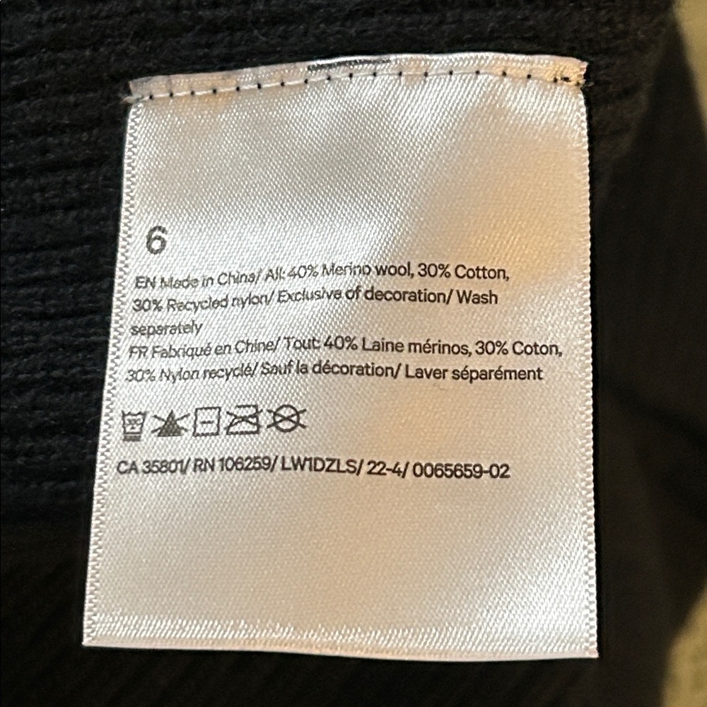 NWOT Lululemon Merino Wool-Blend Knit Dress
In Black size 6 - Picture 6 of 12